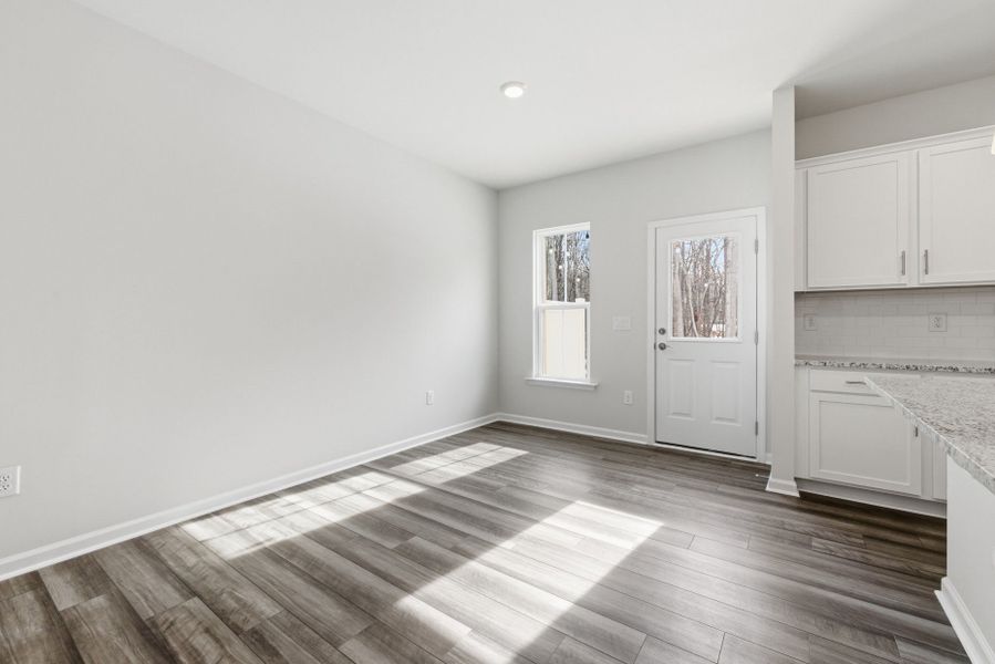 Spacious, unfurnished interior of a new home in Flemingfield, Greensboro (Image 25).