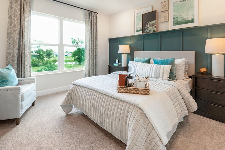 Representative furnished interior of a home built from the Sanibel by Park Square Residential in Marisol Pointe at MiraBay, Apollo Beach (Image 8).