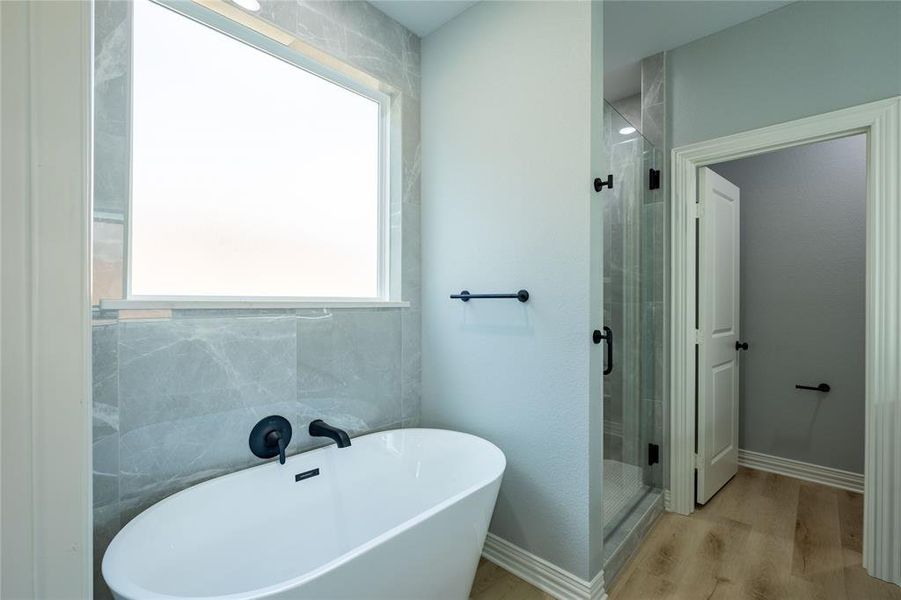 Furnished interior view inside a new home in , Lindale (Image 7).