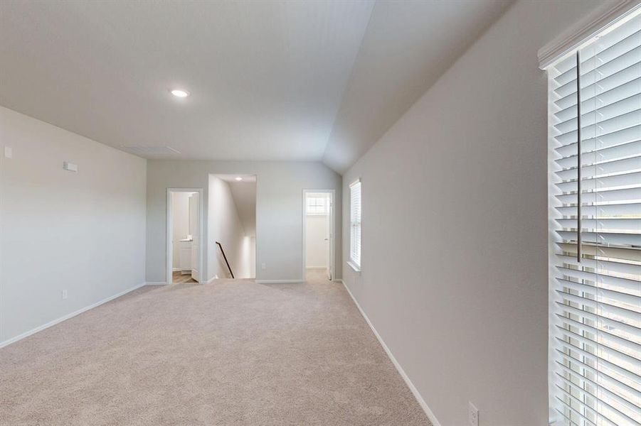Spacious, unfurnished interior of a new home in ValleyBrooke, Mesquite (Image 25). Spacious, unfurnished interior of a new home in ValleyBrooke, Mesquite (Image 25).