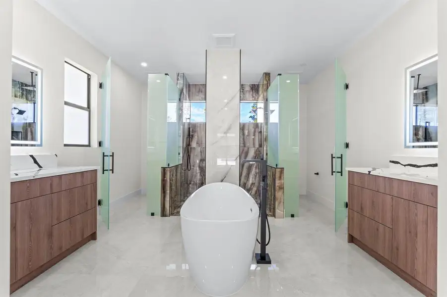 26-web-or-mls-A7405092