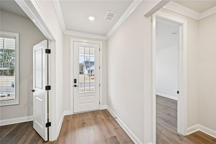 Spacious, unfurnished interior of a new home in River Pointe, Monroe (Image 32).