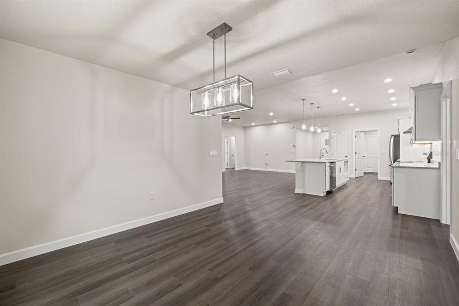 Spacious, unfurnished interior of a new home in , San Antonio (Image 26).