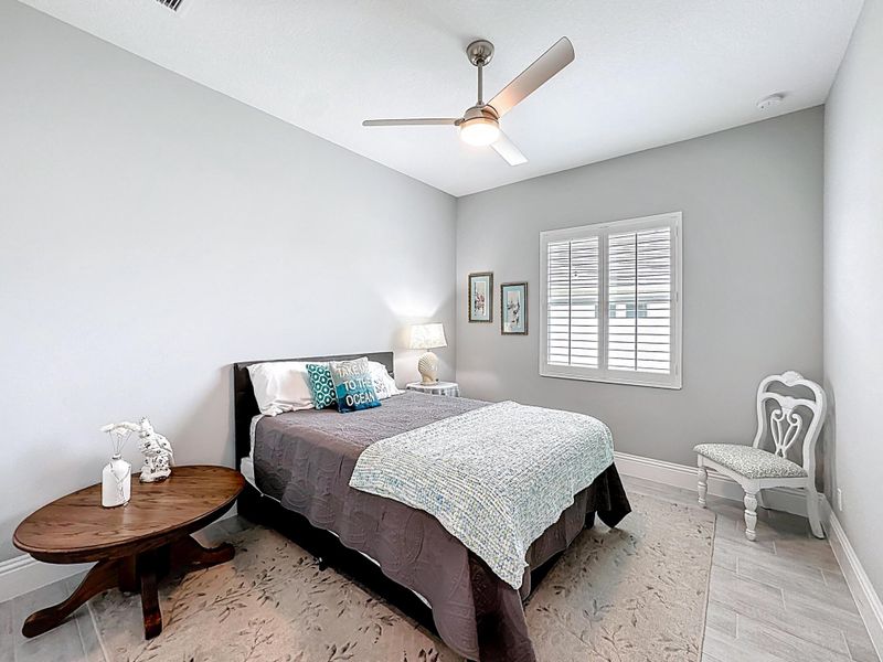 9155 SW Pinnacle Place24