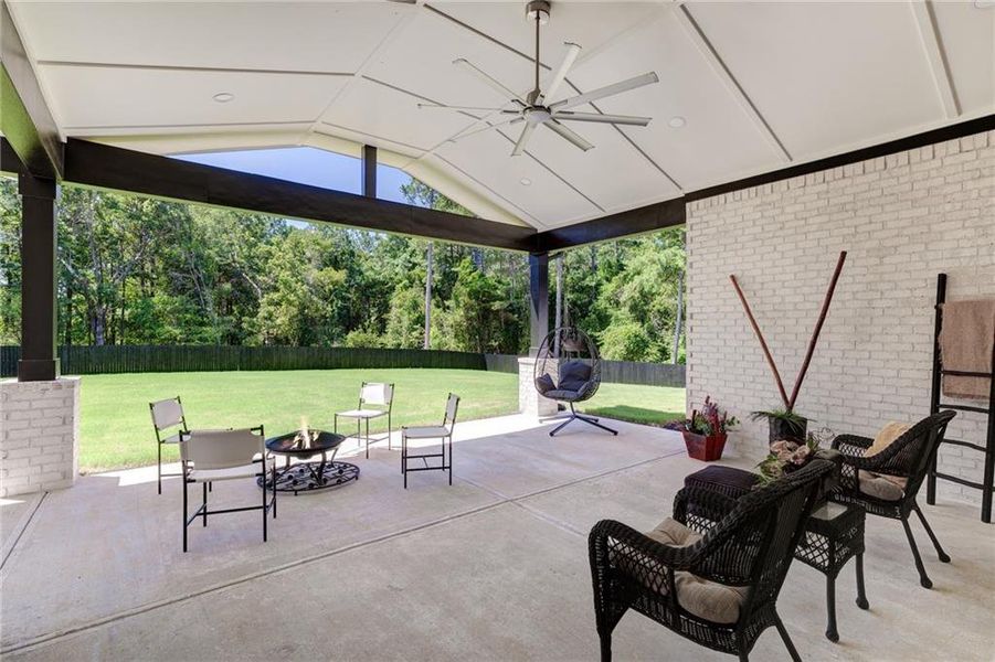 Image 36 of a home in .