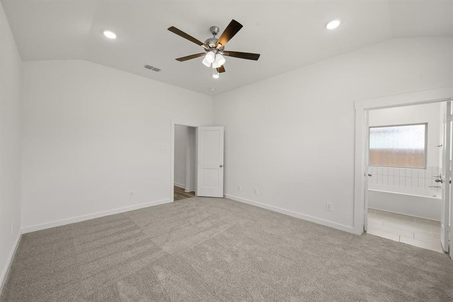 1321 Rothland- Primary Suite-2