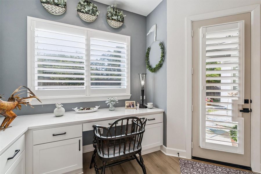Furnished interior view inside a new home in Pine Trails, Tomball (Image 9). Furnished interior view inside a new home in Pine Trails, Tomball (Image 9).