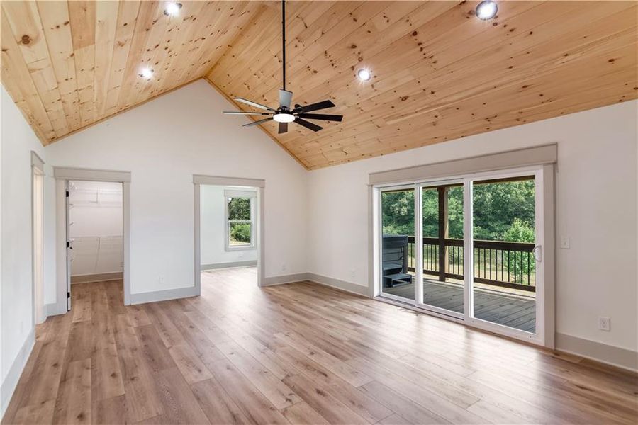 Spacious, unfurnished interior of a new home in , Ranger (Image 47).