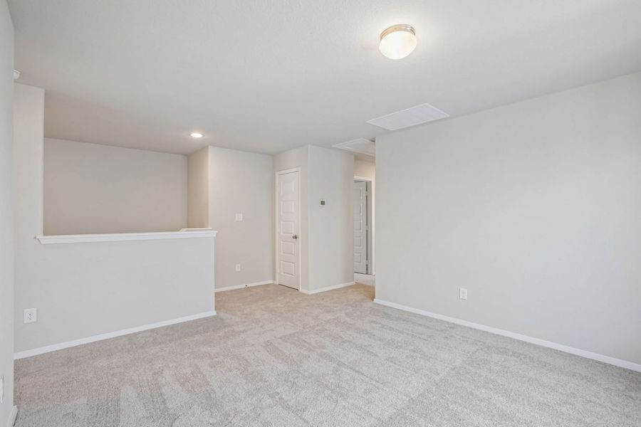 Spacious, unfurnished interior of a new home in Edgebrooke, Pflugerville (Image 19). Spacious, unfurnished interior of a new home in Edgebrooke, Pflugerville (Image 19).