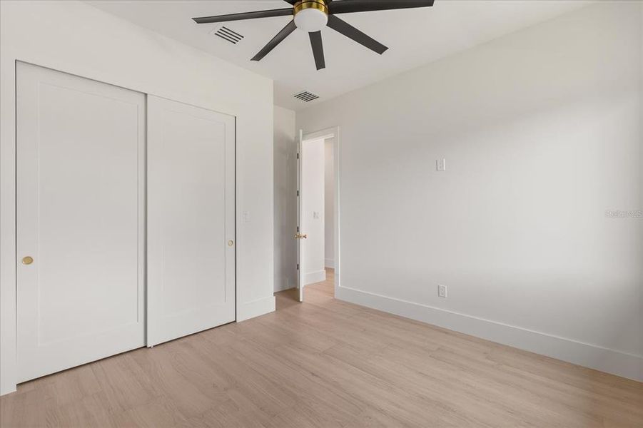 Spacious, unfurnished interior of a new home in , Sanford (Image 25).