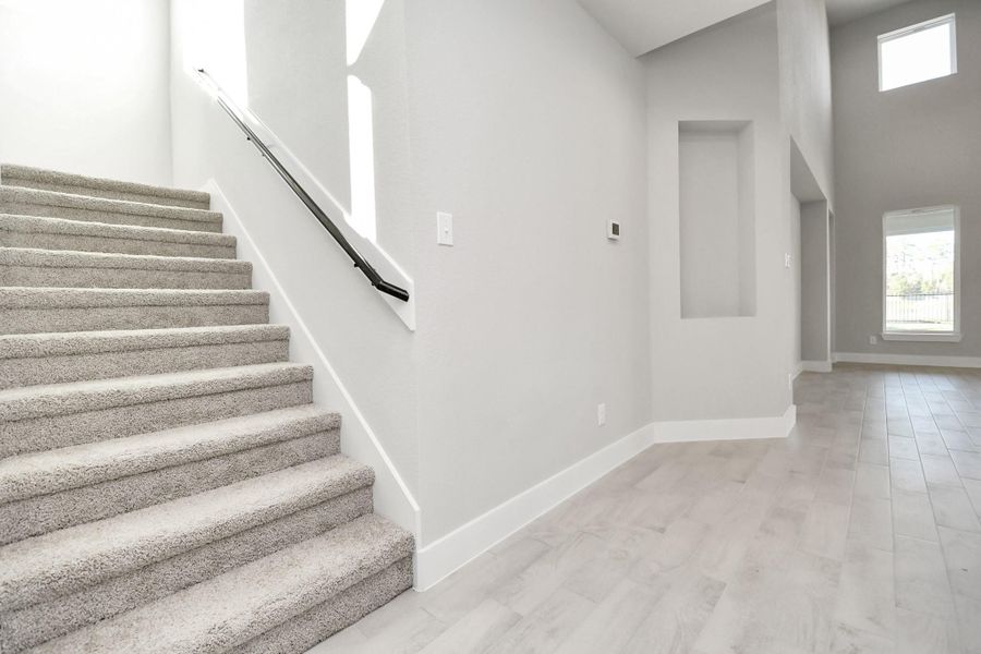 Example of completed home with similar floor plan. Colors and selections of completed home may vary. Example of completed home with similar floor plan. Colors and selections of completed home may vary.