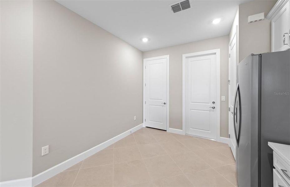 Spacious, unfurnished interior of a new home in BeachWalk by Manasota Key, Englewood (Image 26).