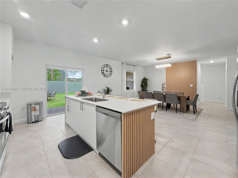 Furnished interior view inside a new home in , Miami (Image 34).