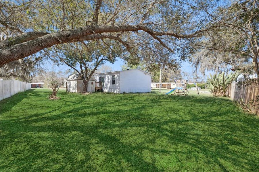 Natural landscape and outdoor views near  in Lake Wales (Image 30).