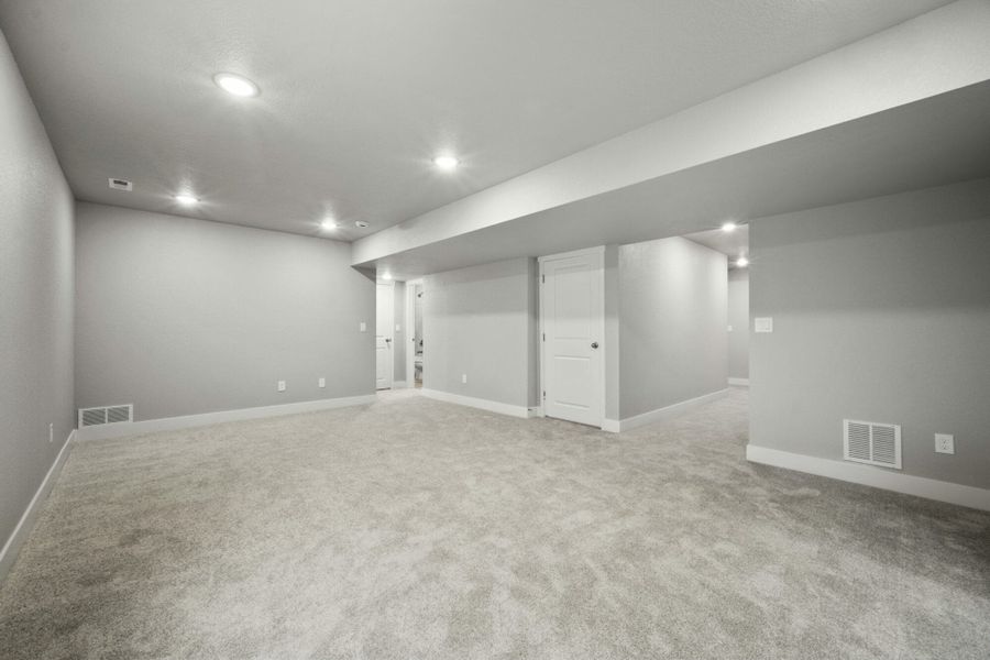 Representative unfurnished interior of a home built from the Olive by View Homes in Aspen Ranch, Fountain (Image 21).
