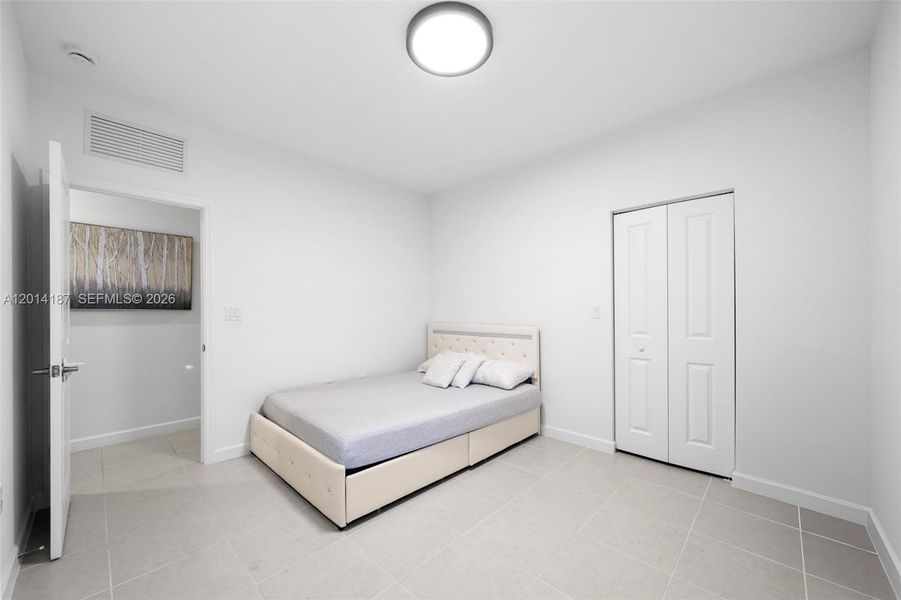 Furnished interior view inside a new home in Hawthorne at Galiano Pointe, Miami (Image 26). Furnished interior view inside a new home in Hawthorne at Galiano Pointe, Miami (Image 26).