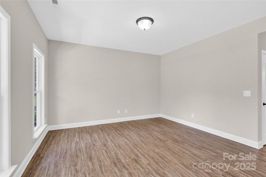 Flex/Dining Room/Office