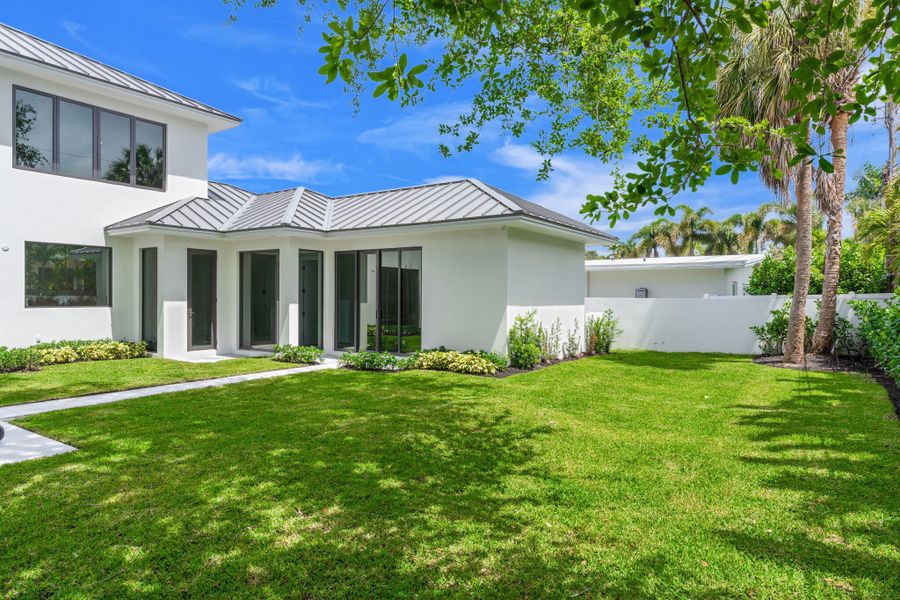 33-web-or-mls-2406 NE 13th Ct Fort Laude 33-web-or-mls-2406 NE 13th Ct Fort Laude