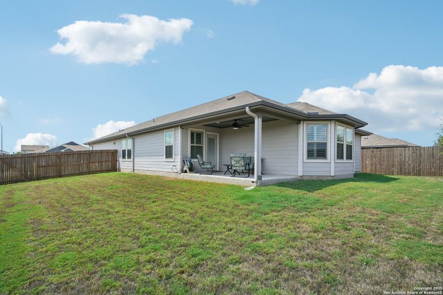 Exterior details and patio area of a home in Meyers Landing, New Braunfels (Image 21).