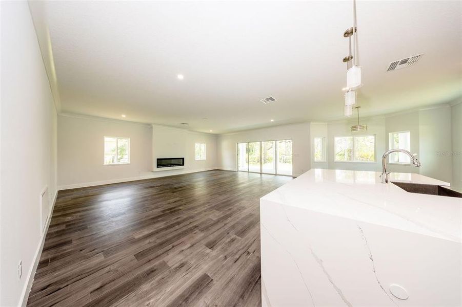 Image 48 of a home in .