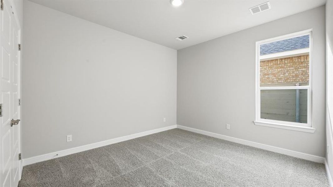 Spacious, unfurnished interior of a new home in Treeline, Justin (Image 17).