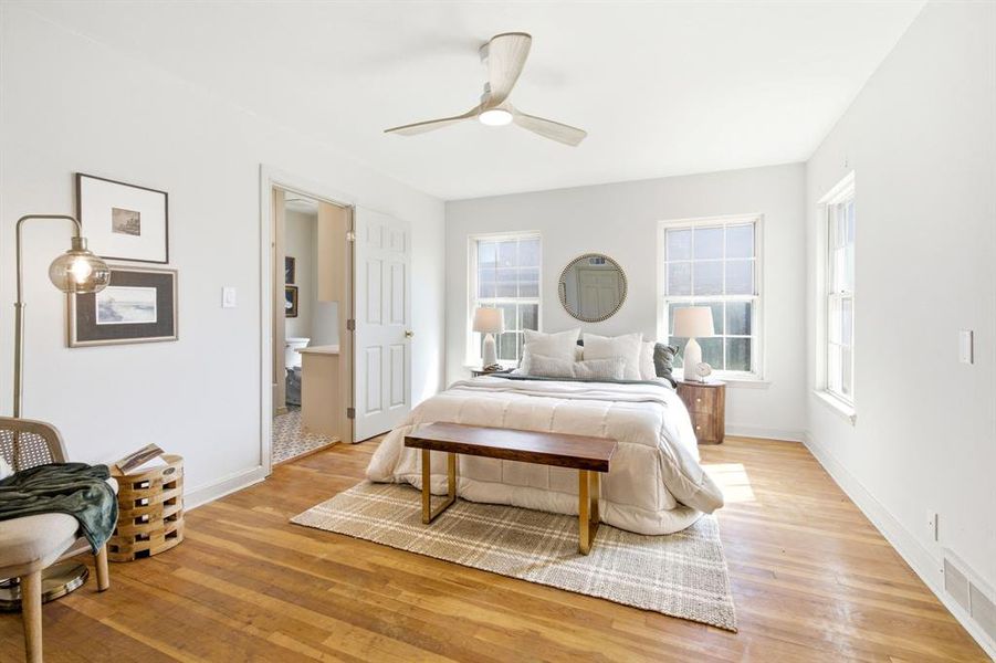 Furnished interior view inside a new home in , Sweetwater (Image 30). Furnished interior view inside a new home in , Sweetwater (Image 30).