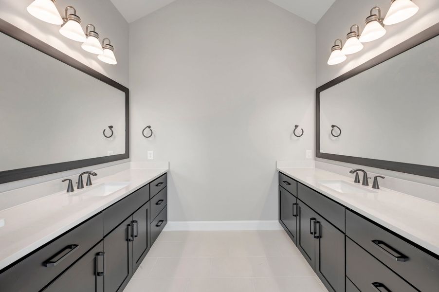 Owner's Bath