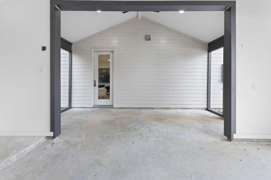 Exterior details and patio area of a home in , Houston (Image 13).