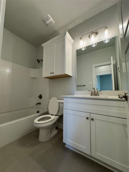 Furnished interior view inside a new home in The Gables At Tioga, Tioga (Image 6).