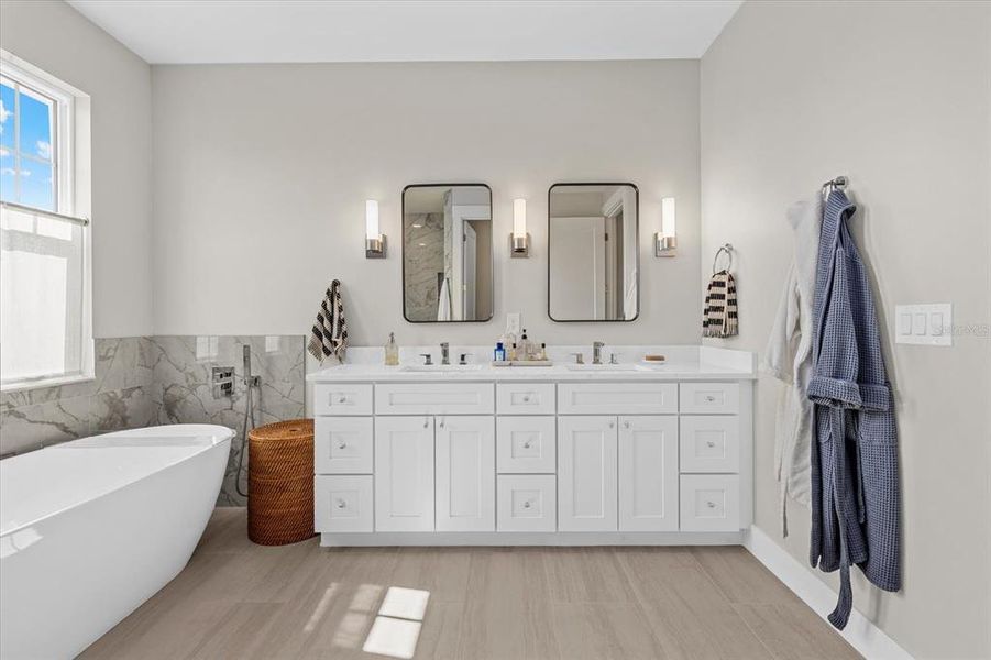 Furnished interior view inside a new home in , Port Charlotte (Image 8).
