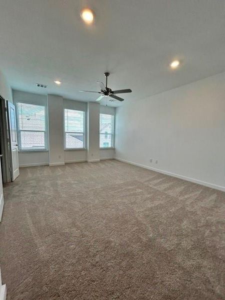 Spacious, unfurnished interior of a new home in Legacy Hills, Celina (Image 5).
