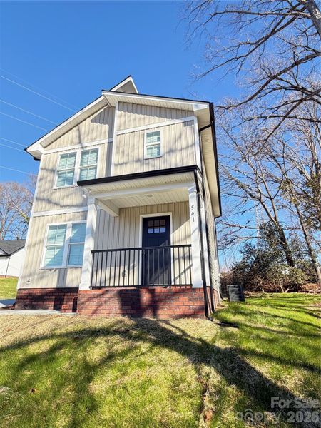 Exterior details and patio area of a home in , Kannapolis (Image 3).
