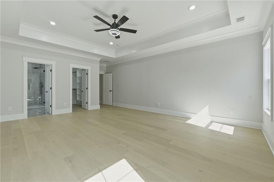 Spacious, unfurnished interior of a new home in , Lawrenceville (Image 39).
