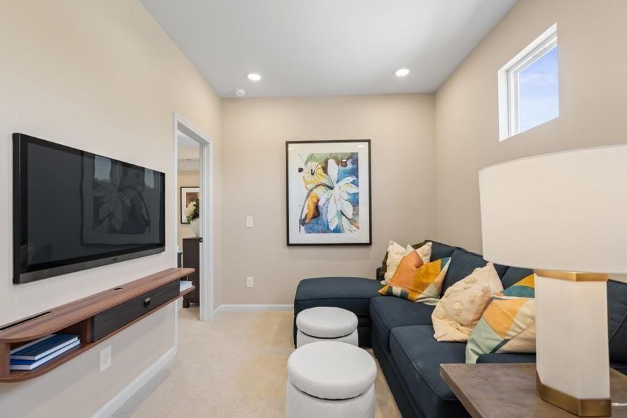 Furnished interior view inside a new home in Franklin Manor, Lawrenceville (Image 14).