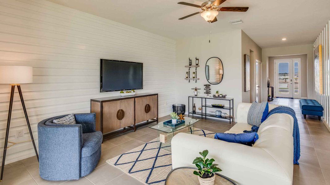 Furnished interior view inside a new home in Silverstone North, Palmetto (Image 7).