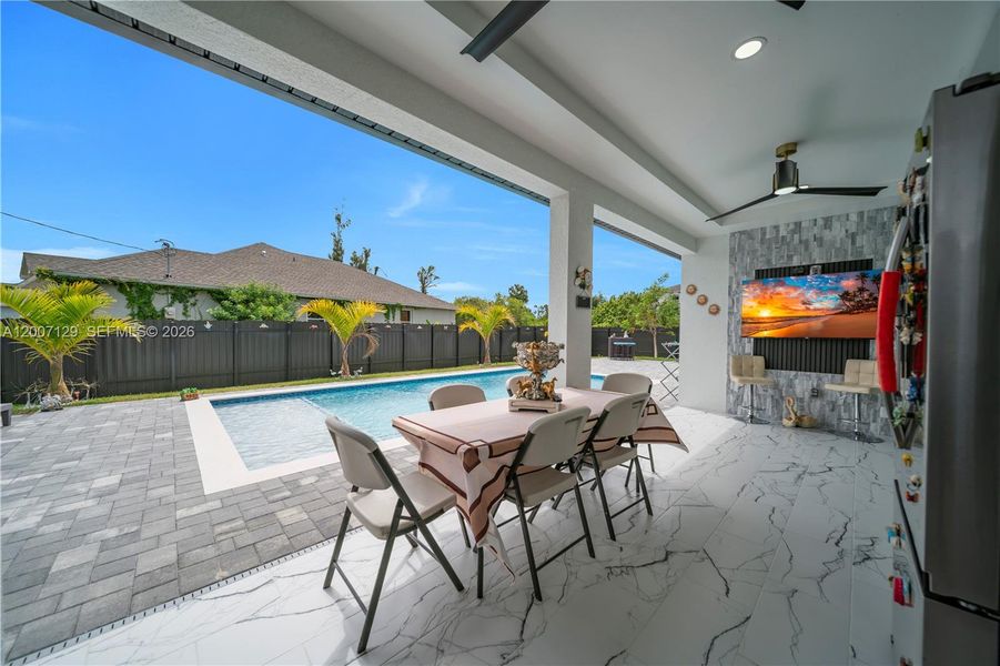 Exterior details and patio area of a home in , Cape Coral (Image 26).