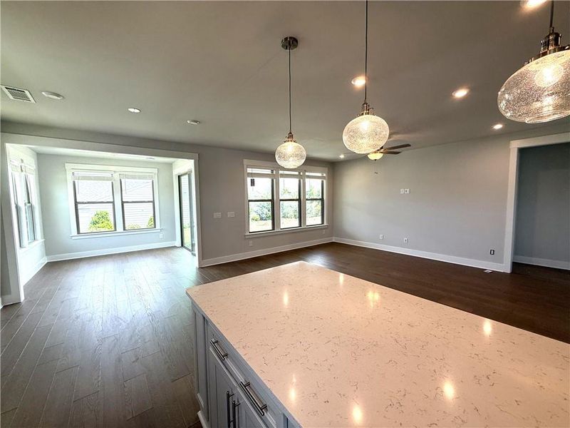 Spacious, unfurnished interior of a new home in Del Webb Chateau Elan, Hoschton (Image 7).
