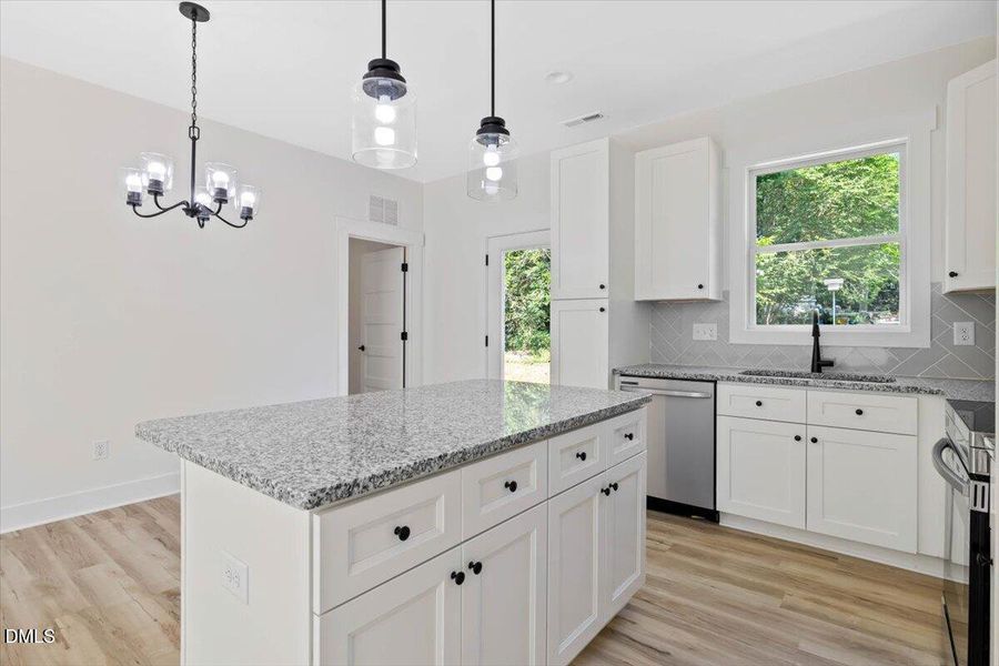 Copy of 09-303 N Willow -9