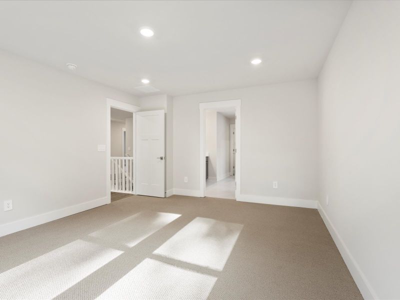 Spacious, unfurnished interior of a new home in Cedar Shoals - Signature Collection, Piedmont (Image 9).