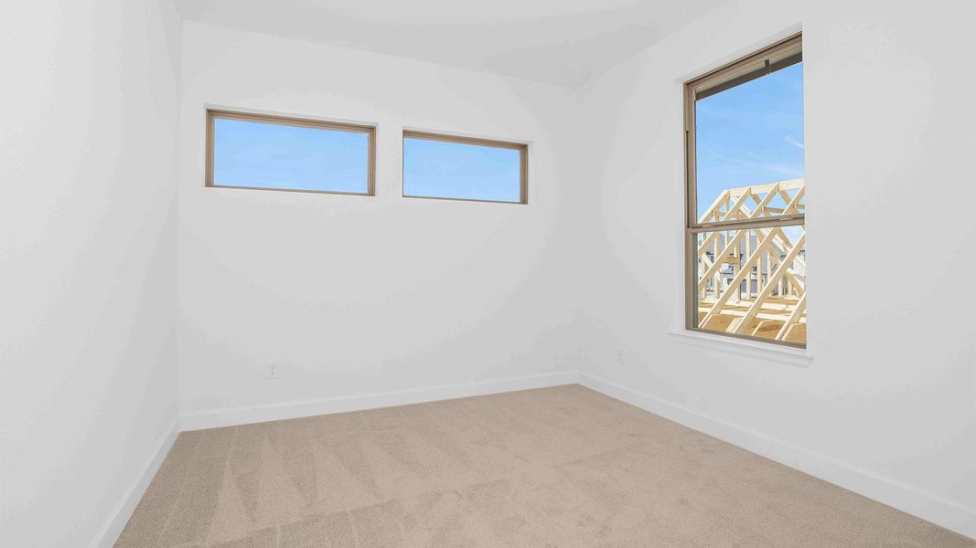 Spacious, unfurnished interior of a new home in Elyson, Katy (Image 10).