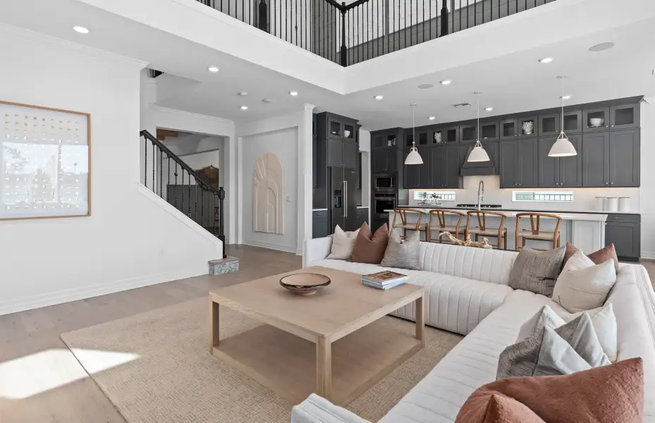 Representative furnished interior of a home built from the Roseland by Pulte Homes in Stonehill, Howey-in-the-Hills (Image 31).