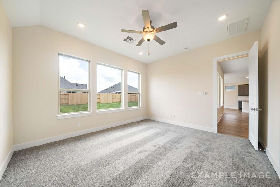Spacious, unfurnished interior of a new home in Lago Mar, Texas City (Image 24). Spacious, unfurnished interior of a new home in Lago Mar, Texas City (Image 24).