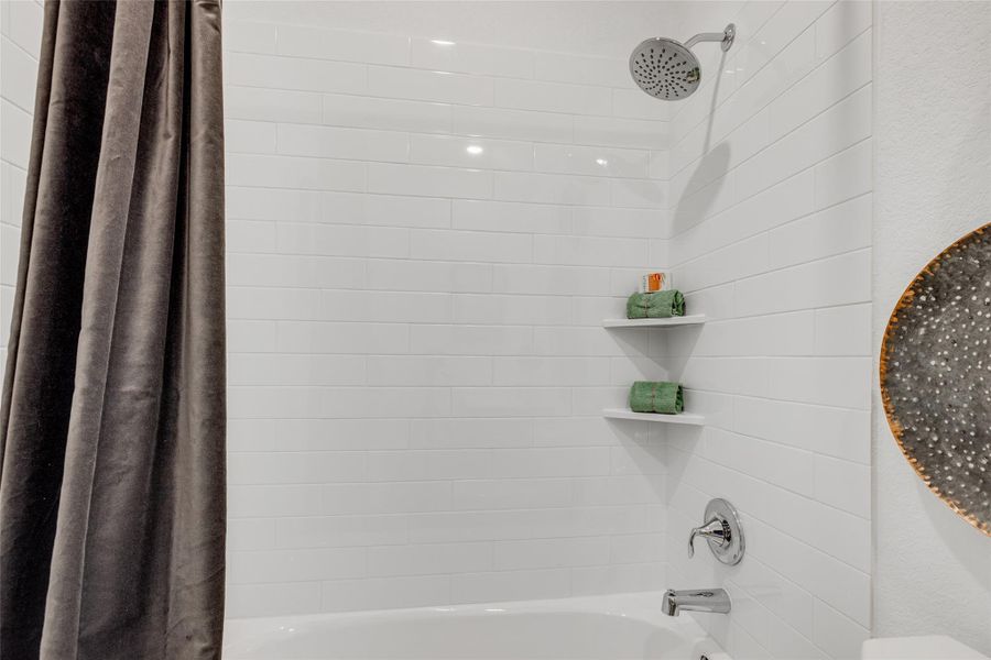 Close-up of interior finishes inside a home in Anniston, Katy (Image 22).