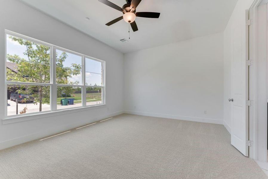 Spacious, unfurnished interior of a new home in Edgewater, Fate (Image 30). Spacious, unfurnished interior of a new home in Edgewater, Fate (Image 30).