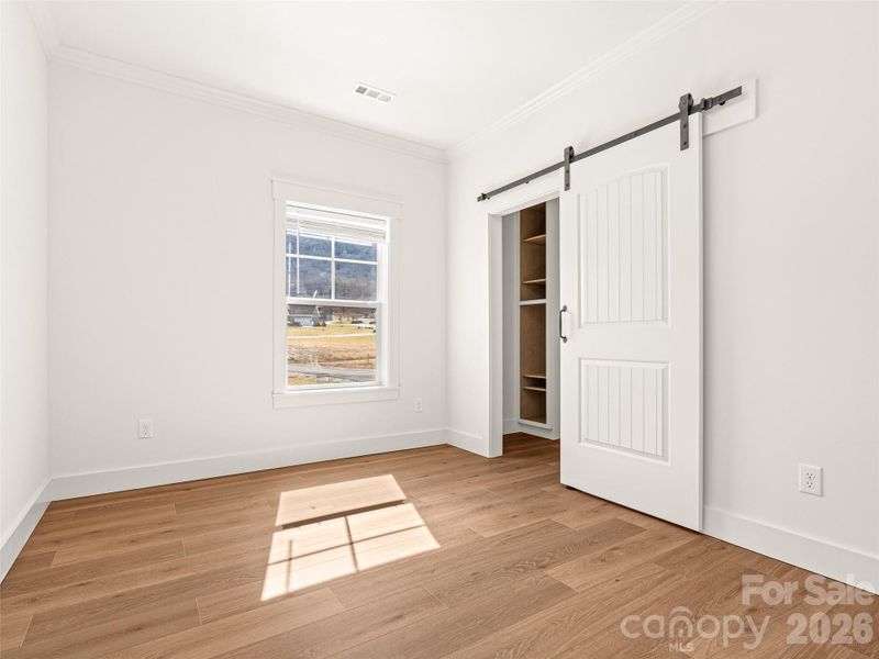 Spacious, unfurnished interior of a new home in , Hendersonville (Image 28). Spacious, unfurnished interior of a new home in , Hendersonville (Image 28).