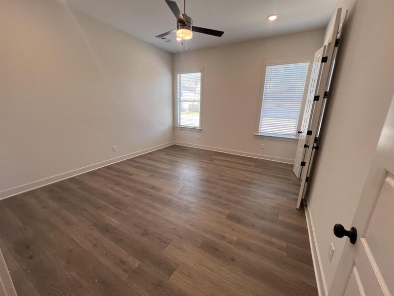 Spacious, unfurnished interior of a new home in Lockwood, Collierville (Image 7).
