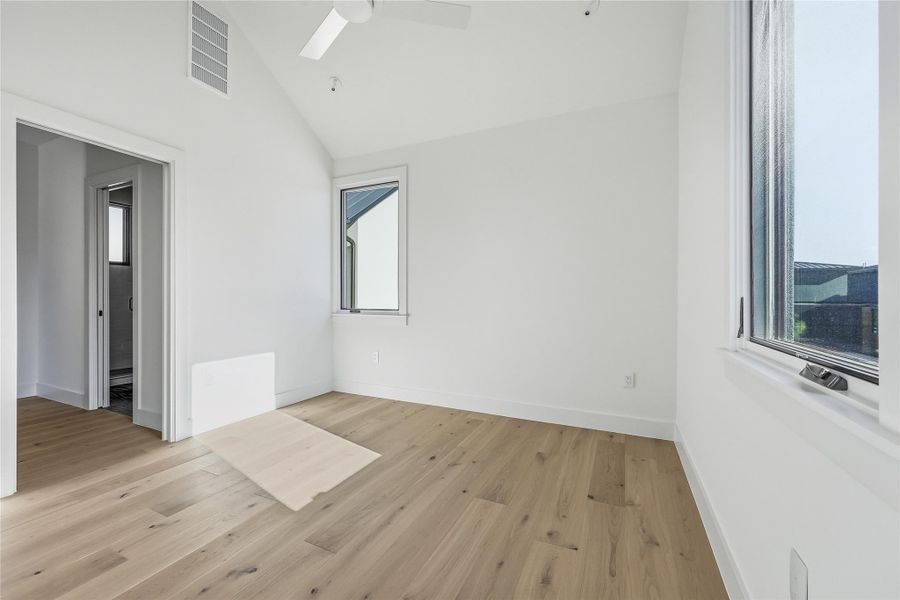 Spacious, unfurnished interior of a new home in , Austin (Image 25). Spacious, unfurnished interior of a new home in , Austin (Image 25).