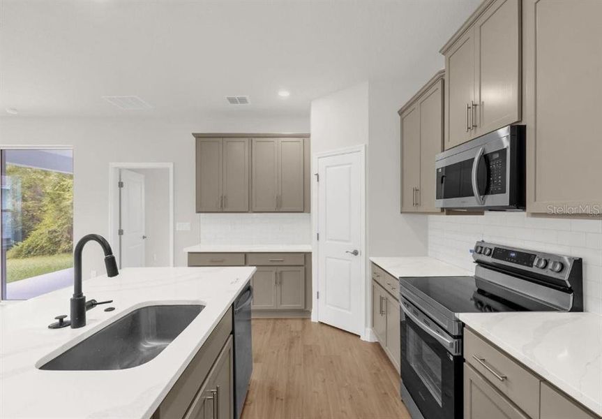 Furnished interior view inside a new home in , Ocala (Image 7).