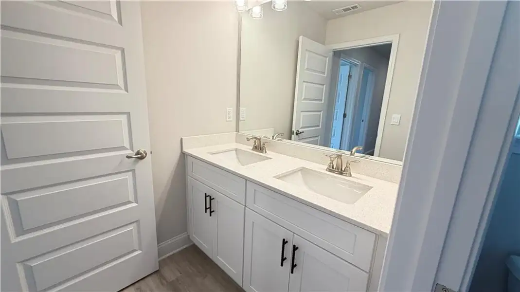 Furnished interior view inside a new home in Habersham Meadows, Demorest (Image 9).