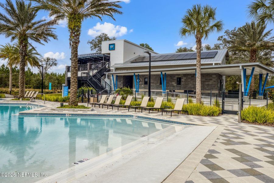 Community amenities in Granville at eTown 38', Jacksonville (Image 51).